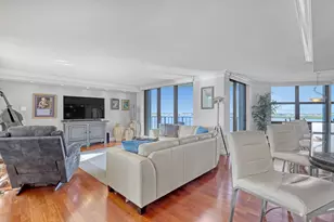 5420 N Ocean Dr, Singer Island, FL 33404 - Photo 1