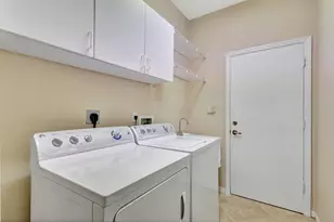 11223 Edgewater Cir, Wellington, FL 33414 - Photo 34