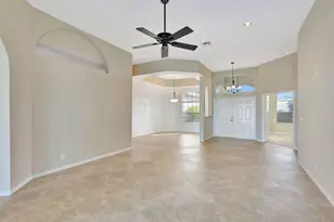 11223 Edgewater Cir, Wellington, FL 33414 - Photo 10
