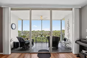 3960 Oaks Clubhouse Dr, Pompano Beach, FL 33069 - Photo 12