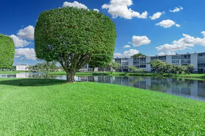 1018 Guildford A, Boca Raton, FL 33434 - Photo 20