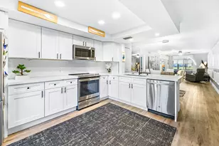 1018 Guildford A, Boca Raton, FL 33434 - Photo 2