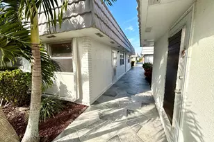 185 Valencia H, Delray Beach, FL 33446 - Photo 2