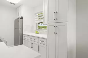 69 Royal Oak Ct, Vero Beach, FL 32962 - Photo 4