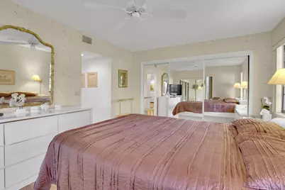 5881 Parkwalk Drive, Boynton Beach, FL 33472 - Photo 10