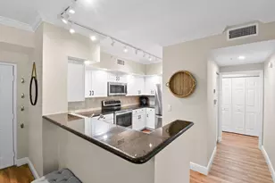 11790 St Andrews Place, Wellington, FL 33414 - Photo 10