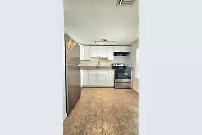 914 10th Street #C, West Palm Beach, FL 33401 - Photo 4