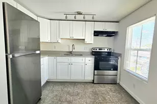 914 10th St, West Palm Beach, FL 33401 - Photo 6