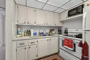 16 Sussex A, West Palm Beach, FL 33417 - Photo 24