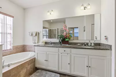 11490 SW Aventino Drive, Port Saint Lucie, FL 34987 - Photo 14