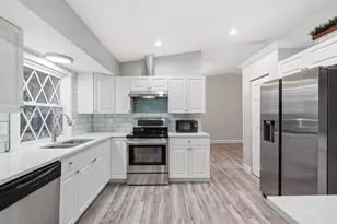 540 SW North Carolina Dr, Stuart, FL 34994 - Photo 6