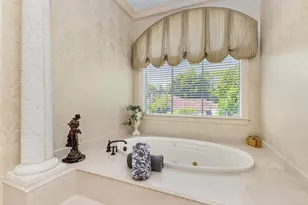780 NE Orchid Bay Dr, Boca Raton, FL 33487 - Photo 4