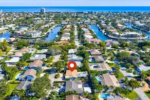 2220 NE 34th Ct, Pompano Beach, FL 33064 - Photo 32