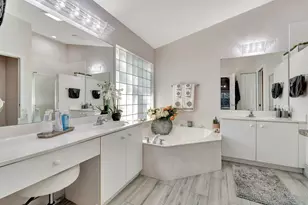 5670 Swaying Palm Ln, Boynton Beach, FL 33437 - Photo 24