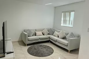 11507 SW 6th St, Sweetwater, FL 33174 - Photo 6