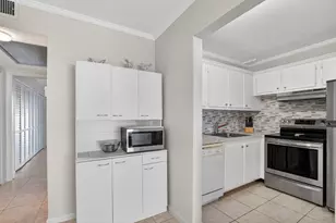 1034 Ashby D, Deerfield Beach, FL 33442 - Photo 12