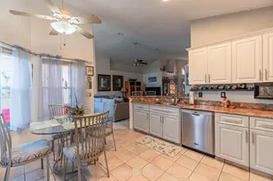 4135 Culpeper Ct, West Palm Beach, FL 33409 - Photo 12