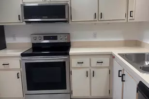 3178 Via Poinciana, Lake Worth, FL 33467 - Photo 6