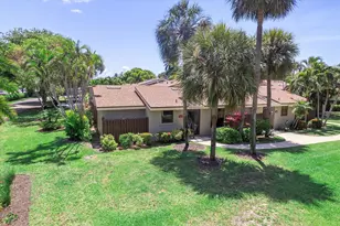 11 Meadows Dr, Boynton Beach, FL 33436 - Photo 24