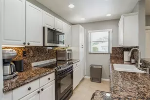 1230 S Drive Way, Delray Beach, FL 33445 - Photo 8