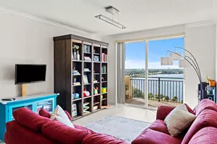 616 Clearwater Park Rd, West Palm Beach, FL 33401 - Photo 6