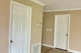 383 SW Tulip Blvd, Port Saint Lucie, FL 34953 - Photo 10