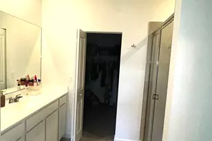 317 SE Crossoak Ln, Port Saint Lucie, FL 34984 - Photo 18