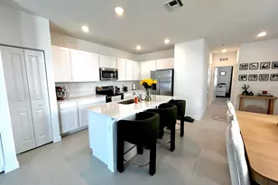 317 SE Crossoak Ln, Port Saint Lucie, FL 34984 - Photo 6