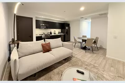 398 NE 5th Street #1715, Miami, FL 33132 - Photo 2