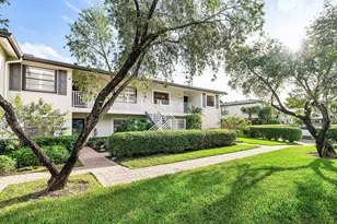 13 Southport Ln, Boynton Beach, FL 33436 - Photo 12