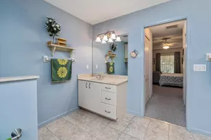 324 NE Gladiola Ave, Port Saint Lucie, FL 34983 - Photo 16