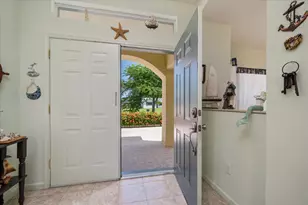 324 NE Gladiola Ave, Port Saint Lucie, FL 34983 - Photo 4