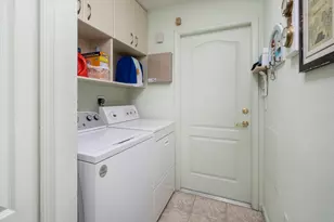 324 NE Gladiola Ave, Port Saint Lucie, FL 34983 - Photo 22