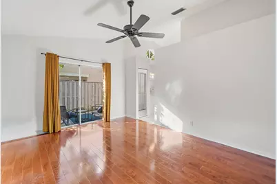 28 Governors Court, Palm Beach Gardens, FL 33418 - Photo 20