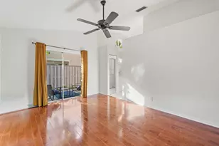 28 Governors Ct, Palm Beach Gardens, FL 33418 - Photo 20