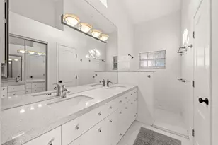 28 Governors Ct, Palm Beach Gardens, FL 33418 - Photo 18