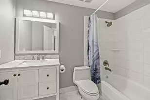 28 Governors Ct, Palm Beach Gardens, FL 33418 - Photo 22