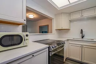 1901 Indian River Blvd, Vero Beach, FL 32960 - Photo 12