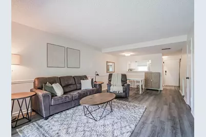 1901 Indian River Boulevard #206, Vero Beach, FL 32960 - Photo 4