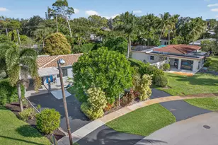 425 SW 10th St, Pompano Beach, FL 33060 - Photo 36