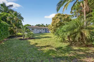 425 SW 10th St, Pompano Beach, FL 33060 - Photo 10
