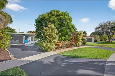 425 SW 10th Street, Pompano Beach, FL 33060 - Photo 2