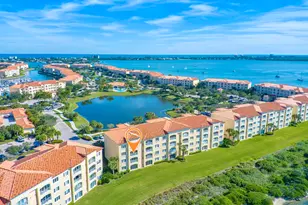33 Harbour Isle Dr W, Fort Pierce, FL 34949 - Photo 30