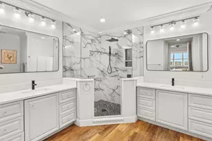 33 Harbour Isle Dr W, Fort Pierce, FL 34949 - Photo 1