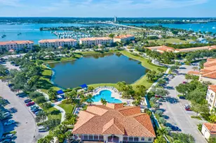33 Harbour Isle Dr W, Fort Pierce, FL 34949 - Photo 24
