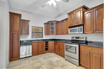 1620 Presidential Way #110, West Palm Beach, FL 33401 - Photo 6