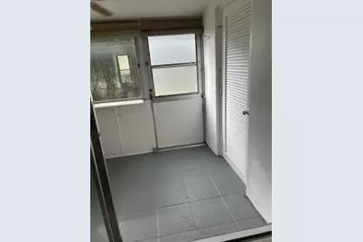 2911 Ashley Drive W #H, West Palm Beach, FL 33415 - Photo 12