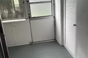 2911 Ashley Dr W, West Palm Beach, FL 33415 - Photo 12