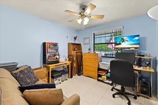 9563 W McNab Rd, Tamarac, FL 33321 - Photo 14