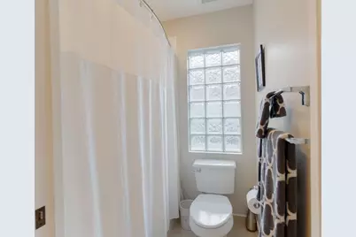 1004 Center Stone Lane, Riviera Beach, FL 33404 - Photo 32